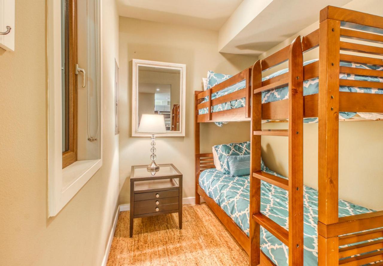 Chelan Resort Suites: Water Sunset מראה חיצוני תמונה