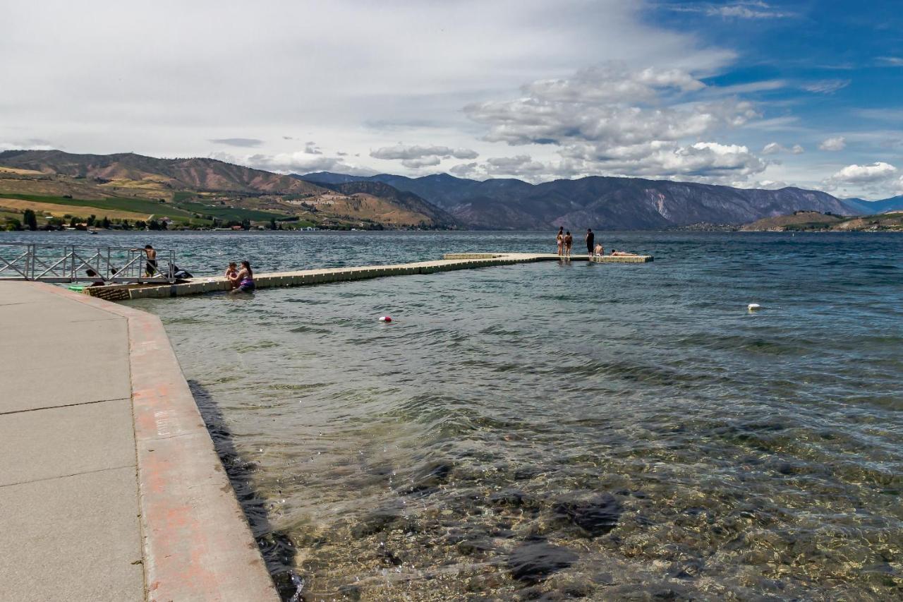 Chelan Resort Suites: Water Sunset מראה חיצוני תמונה