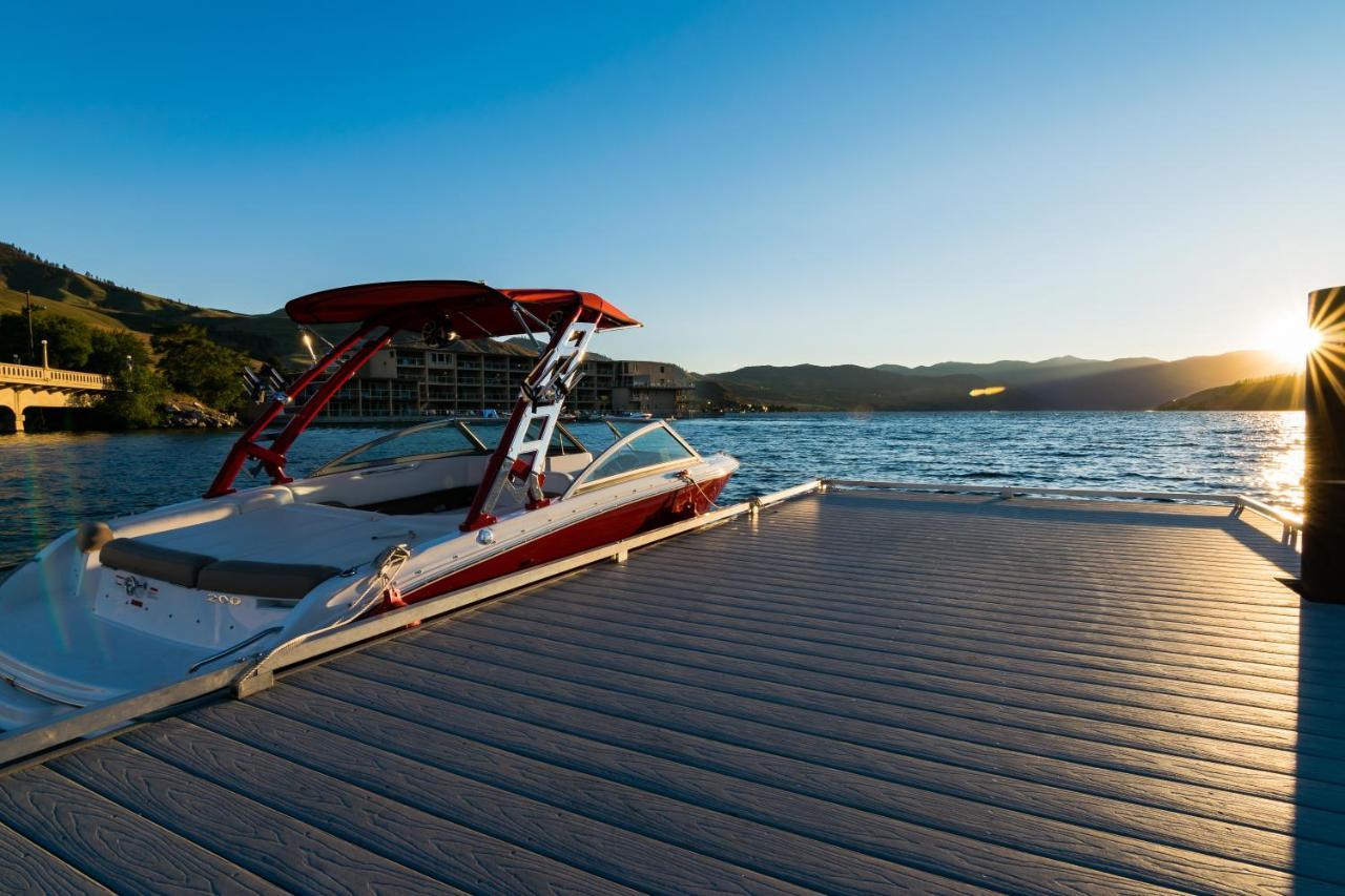 Chelan Resort Suites: Water Sunset מראה חיצוני תמונה